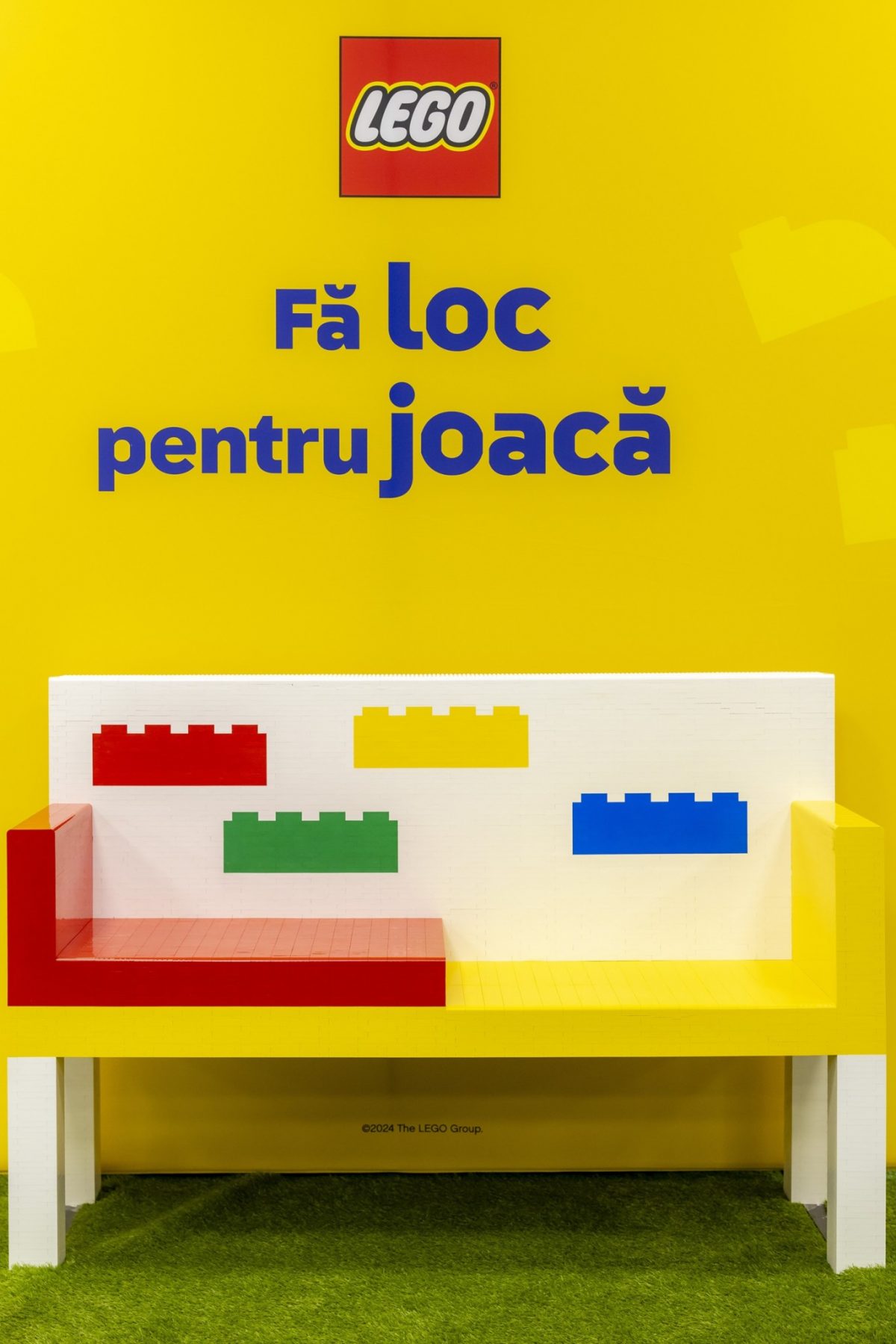 Studiu Grupul LEGO: 1 din 5 părinți din România declară cănu s-a jucat niciodată cu copilul său